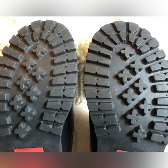 ** LAST CHANCE- EUC Ladies’ Easyriders Black Leather Shoes - Picture 6 of 6